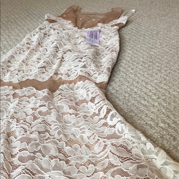 BCBG Gown, Unworn, New with Tags - Picture 7 of 7